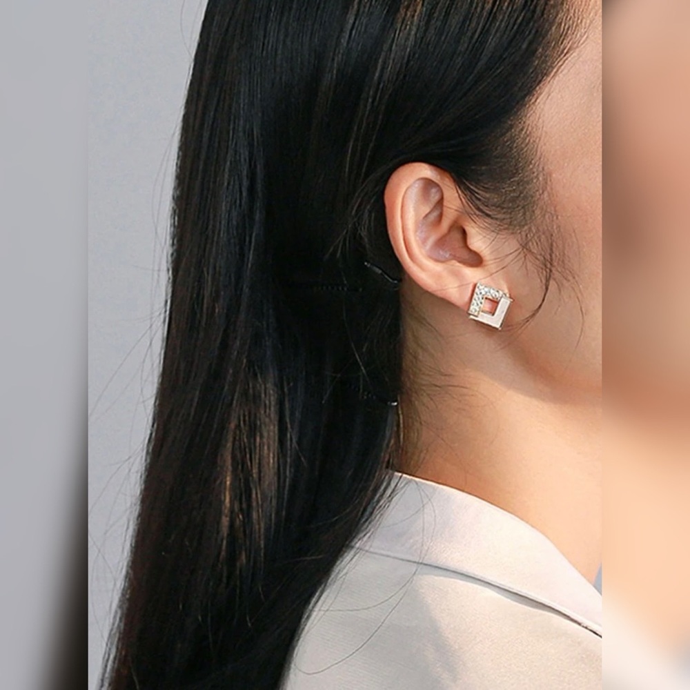 Diamond Rhinestone Stud Earrings